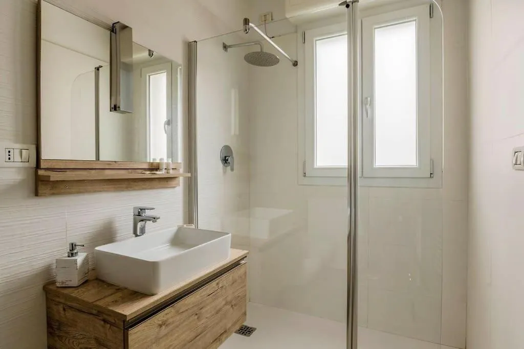 Brand New 3 Bedrooms Apartment In Navigli Area Milan Italy