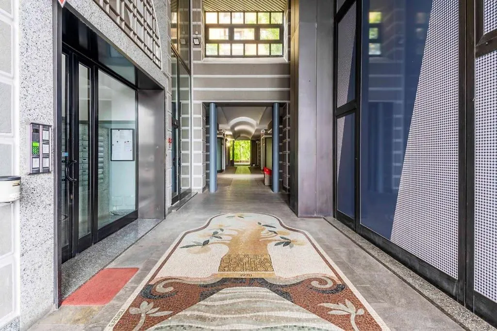 Brand New 3 Bedrooms Apartment In Navigli Area Milan 0*,
